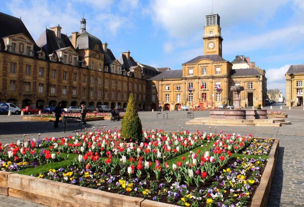 Le Petit Ardennais Charleville-Mézières Exterior foto